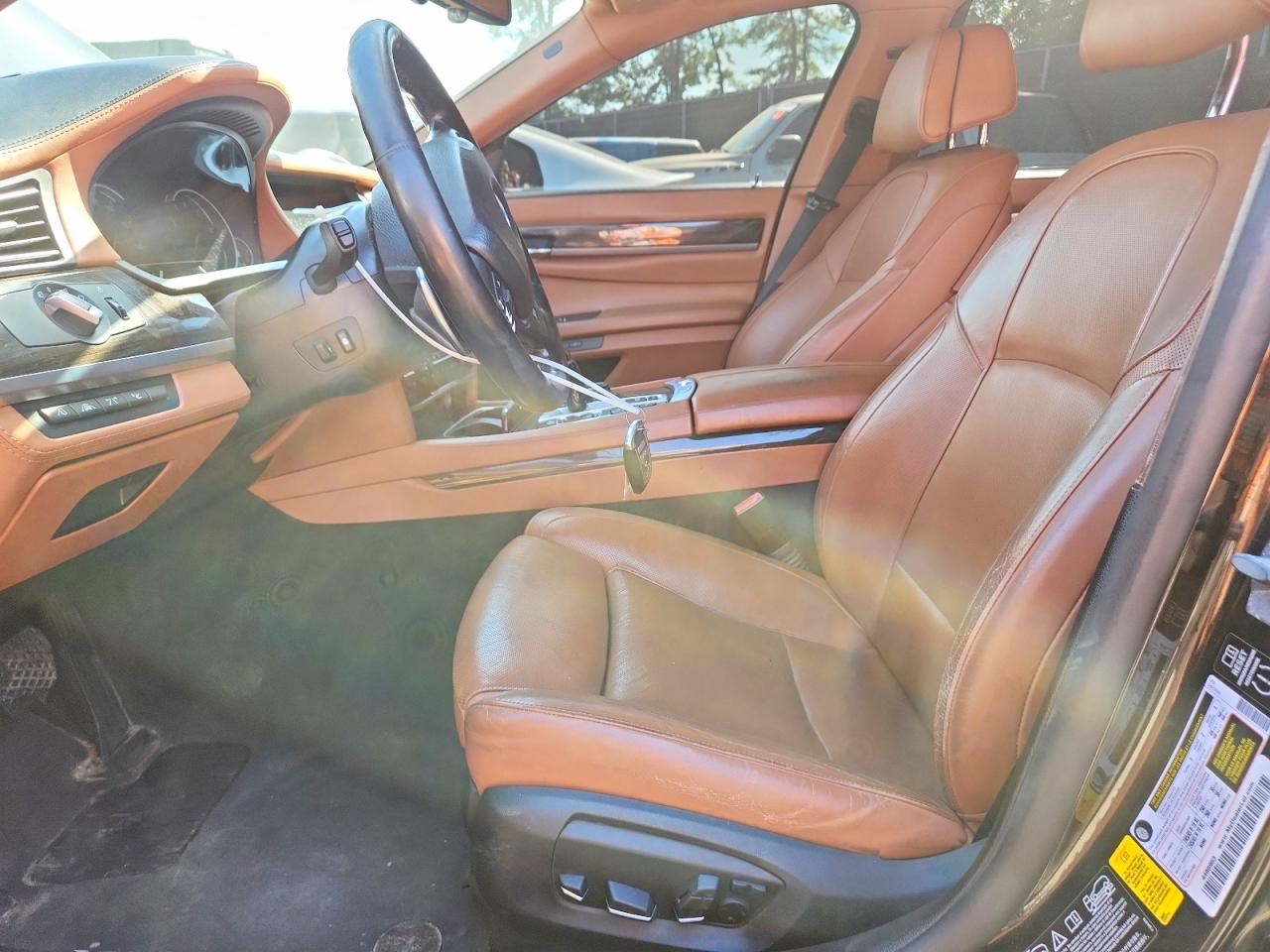 2015 BMW 750