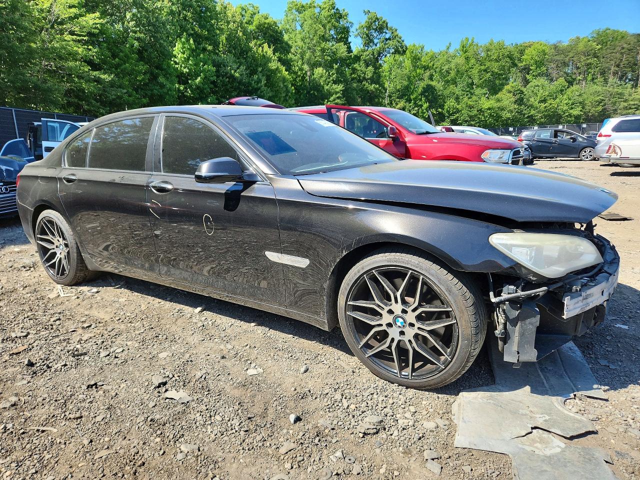 2015 BMW 750