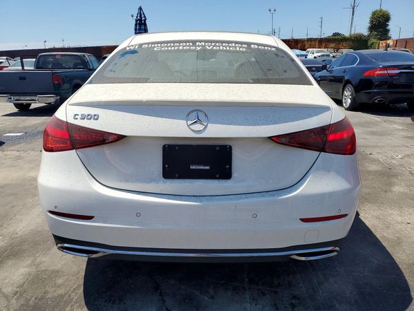 2026 MERCEDES-BENZ C C300