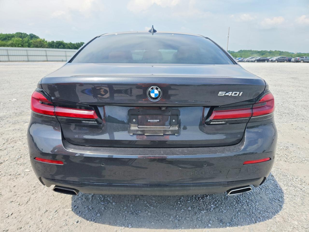 2021 BMW 540I
