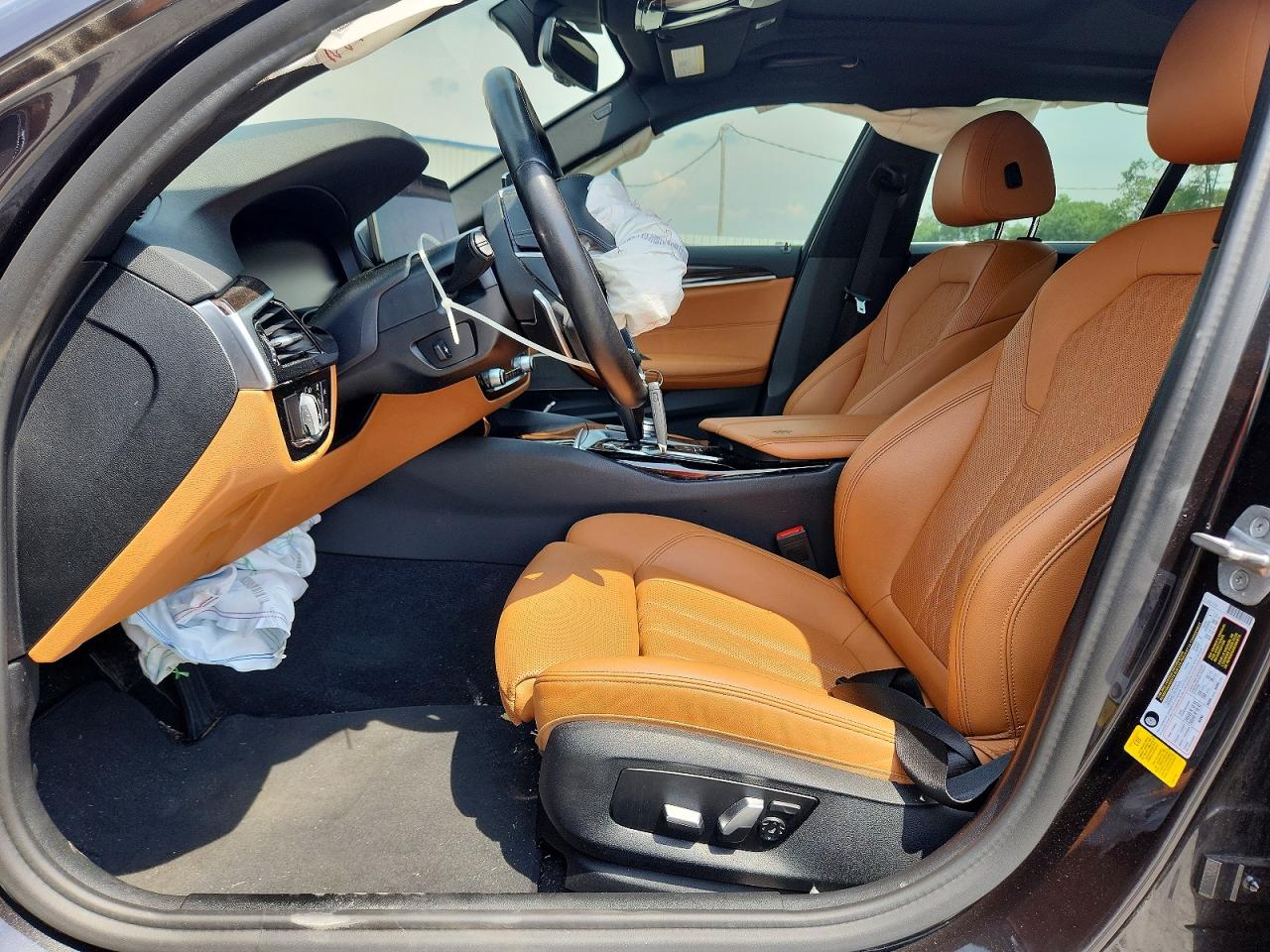 2021 BMW 540I