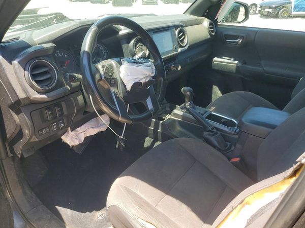 2017 TOYOTA TACOMA