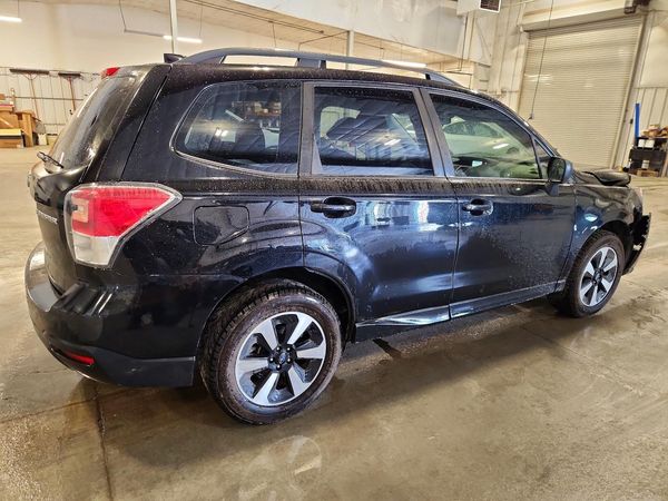 2018 SUBARU FORESTER