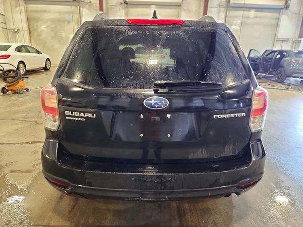 2018 SUBARU FORESTER