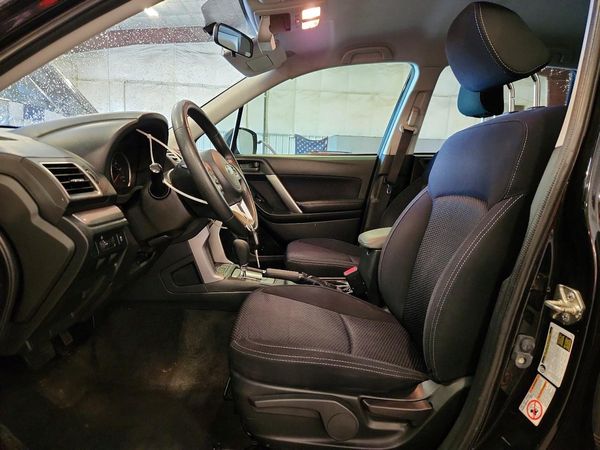 2018 SUBARU FORESTER