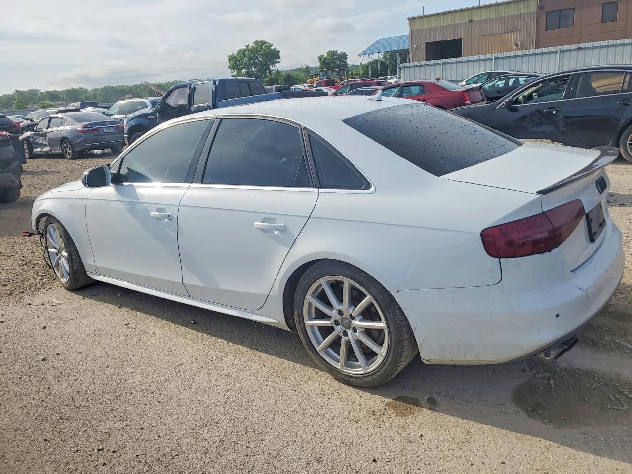 2016 AUDI A4