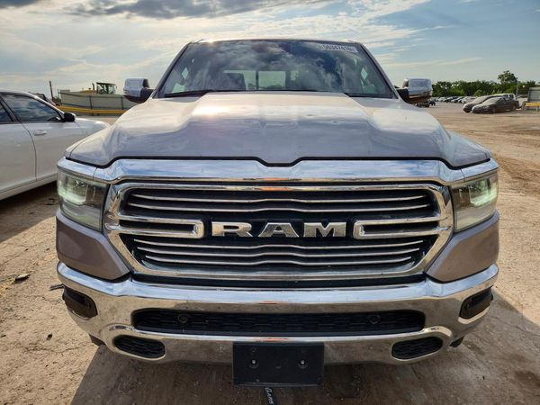 2024 RAM 1500 LARAMIE CREW CAB 4X4