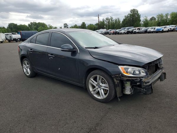 2014 VOLVO S60