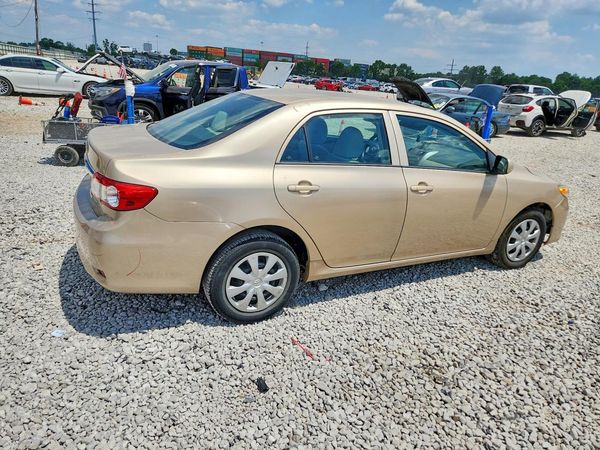 2013 TOYOTA COROLLA