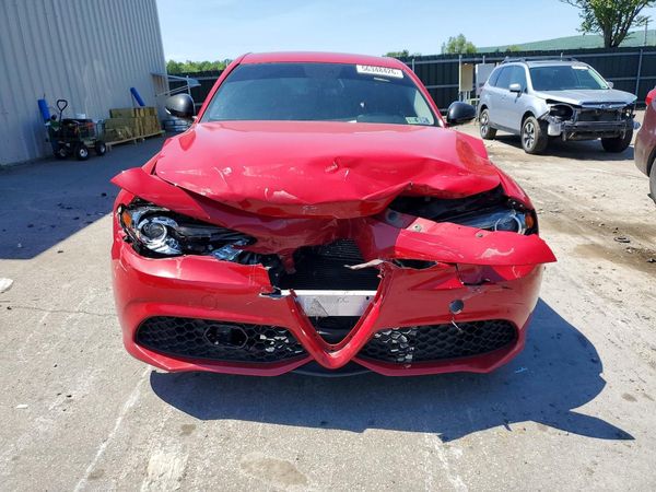 2019 ALFA ROMEO GIULIA AWD