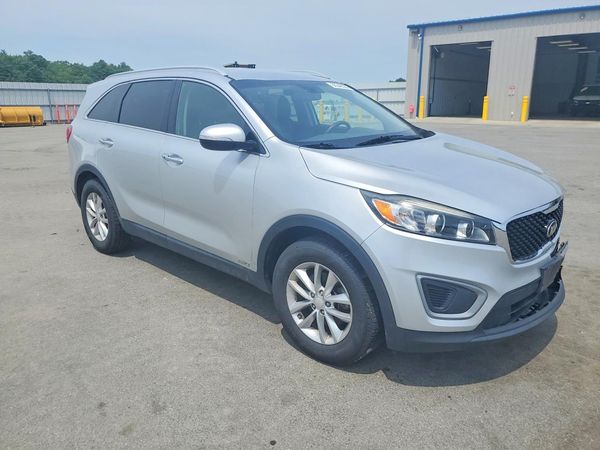 2017 KIA SORENTO L, LX