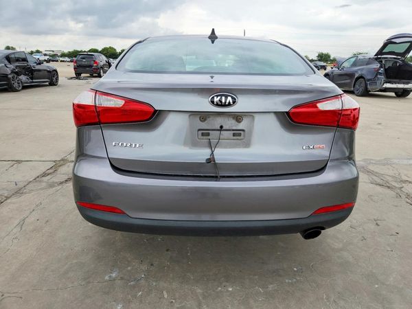 2015 KIA FORTE