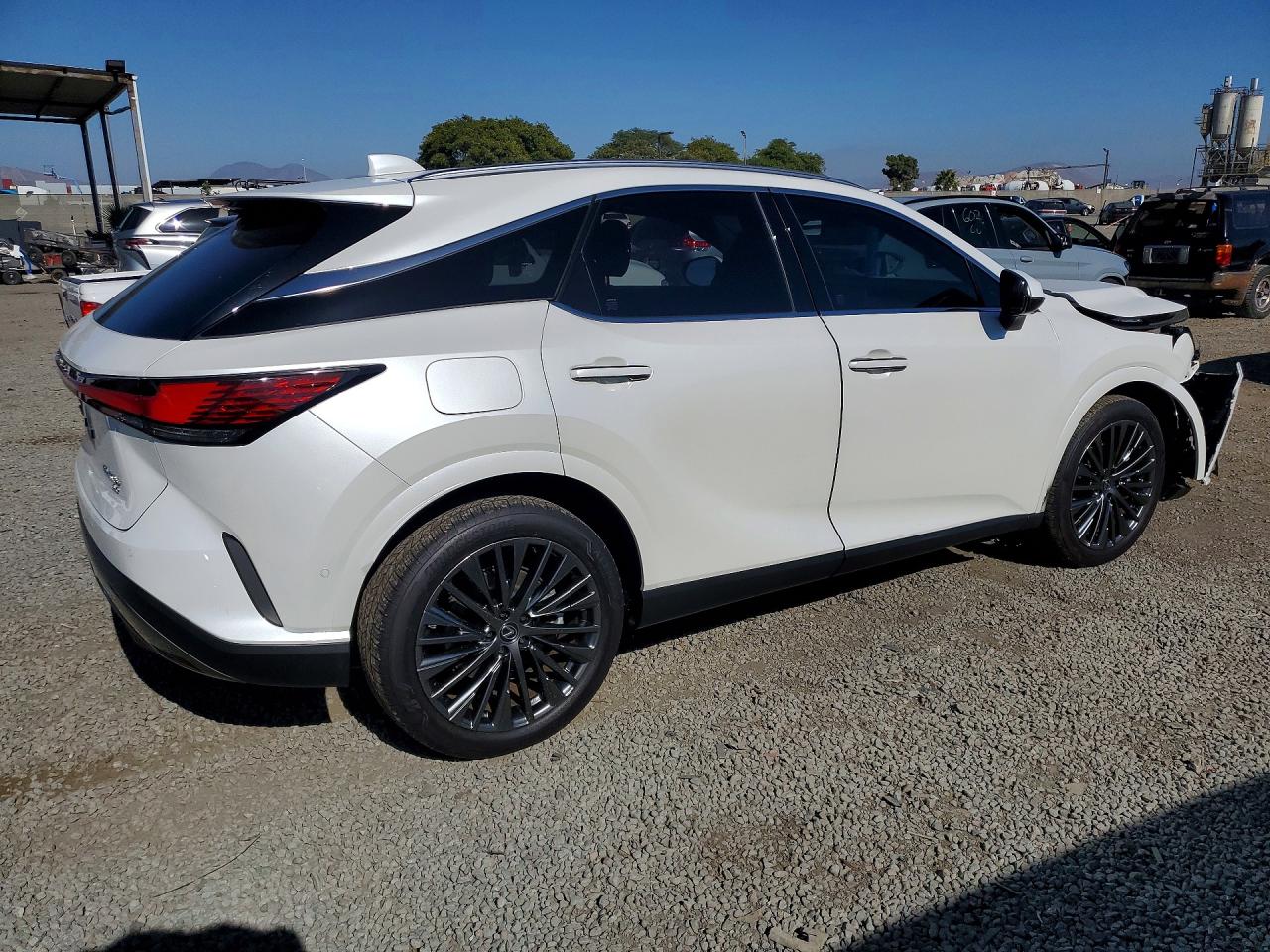 2025 LEXUS RX 450h+