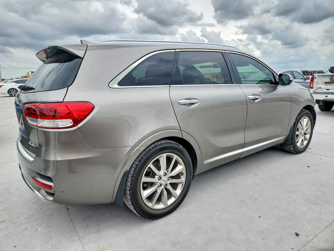 2016 KIA SORENTO SX / SX Limited