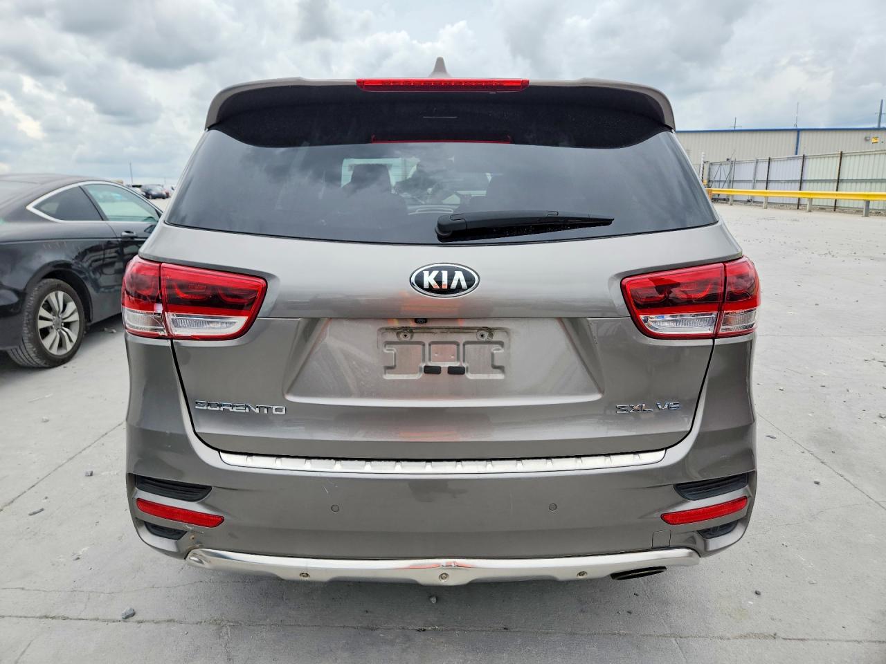 2016 KIA SORENTO SX / SX Limited