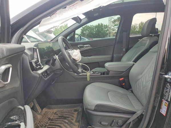 2025 KIA SPORTAGE X-LINE