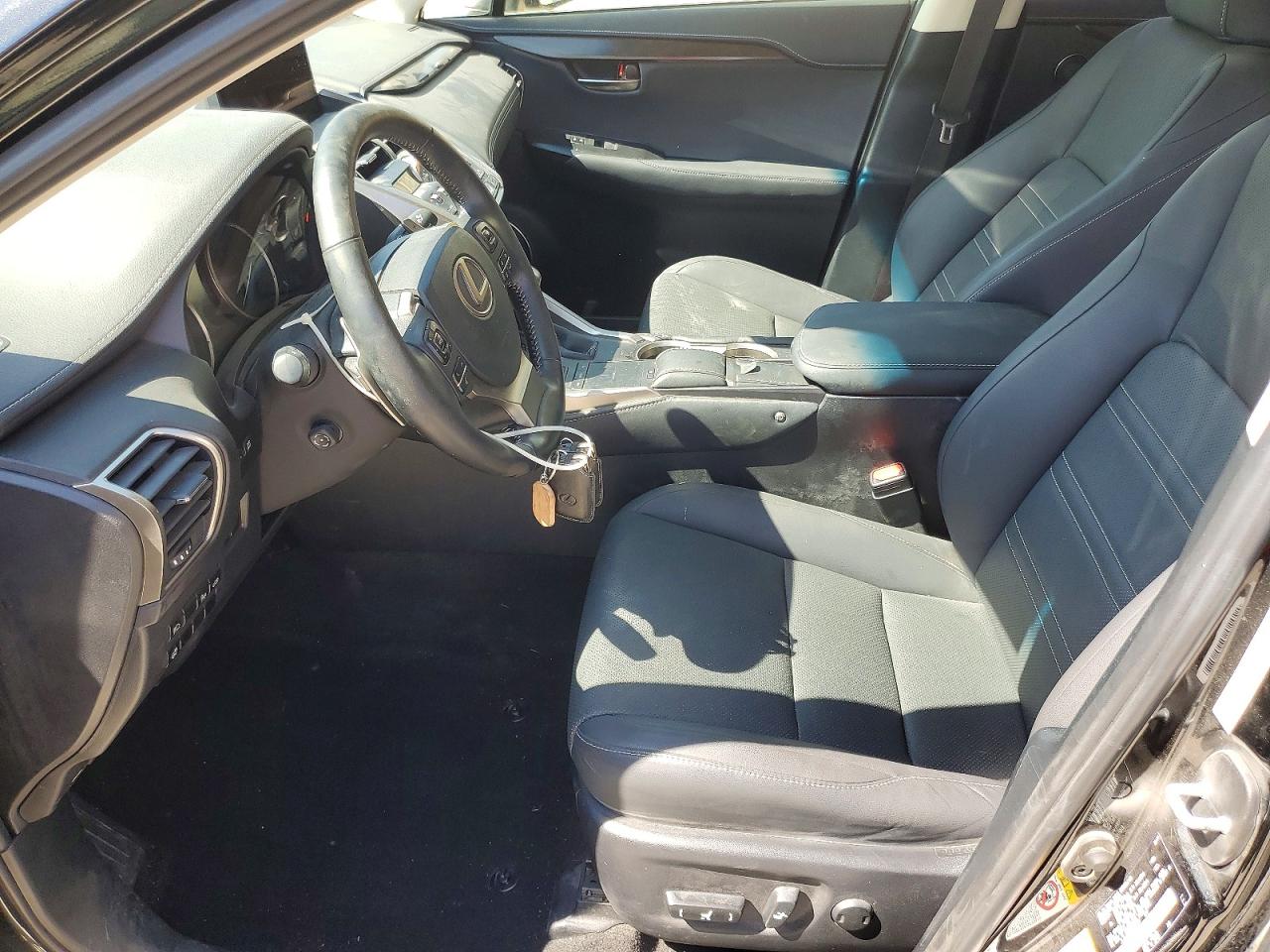 2019 LEXUS NX 300H Luxury