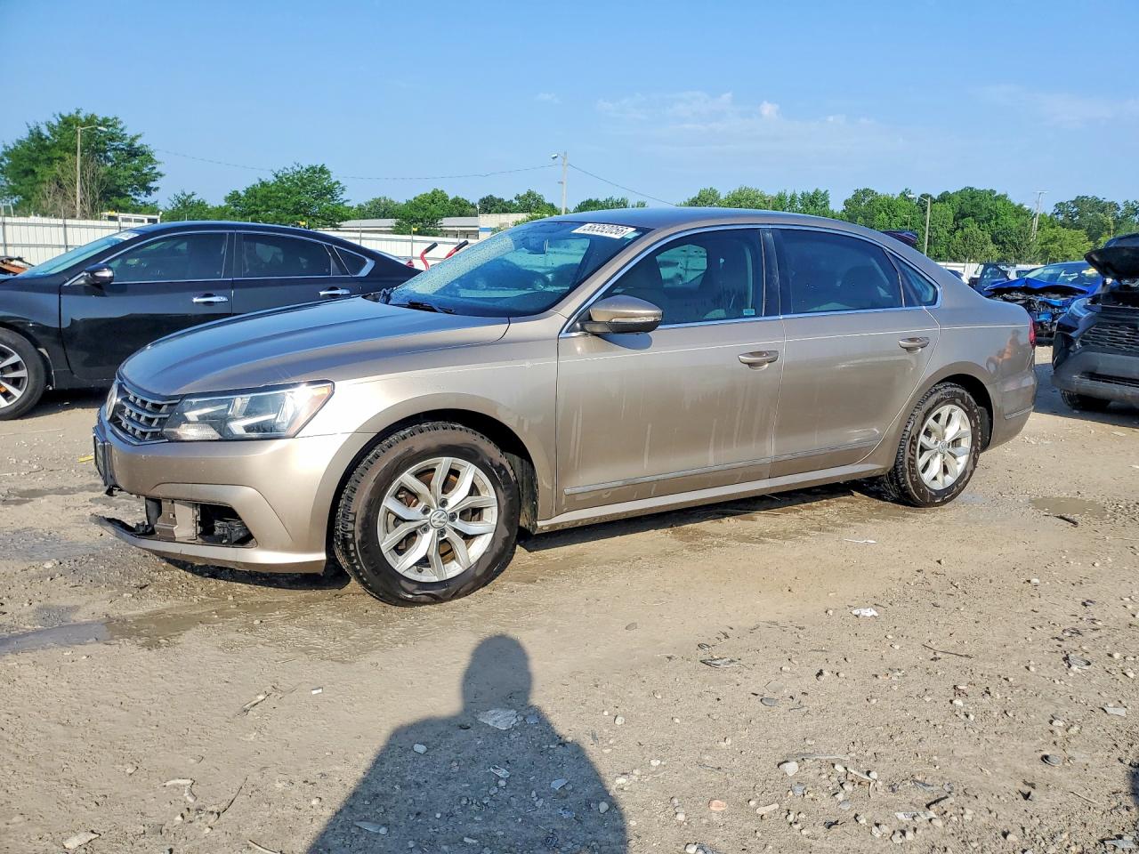 2017 VOLKSWAGEN PASSAT