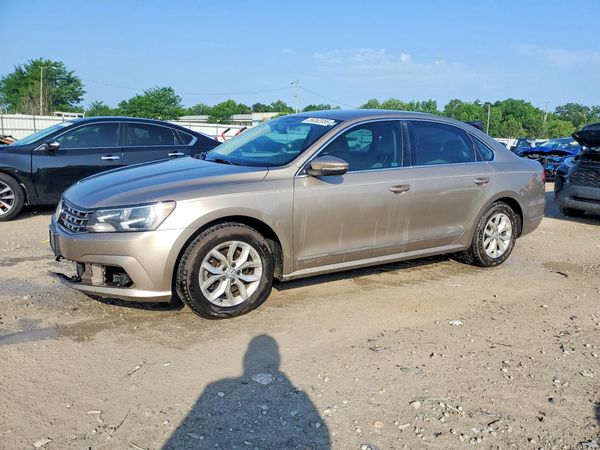 2017 VOLKSWAGEN PASSAT