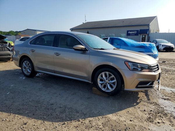 2017 VOLKSWAGEN PASSAT