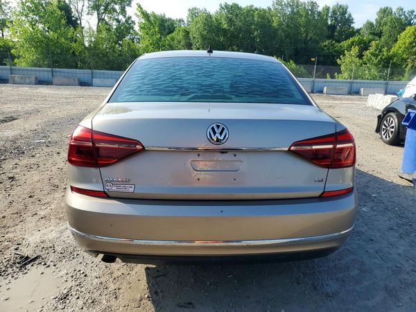 2017 VOLKSWAGEN PASSAT