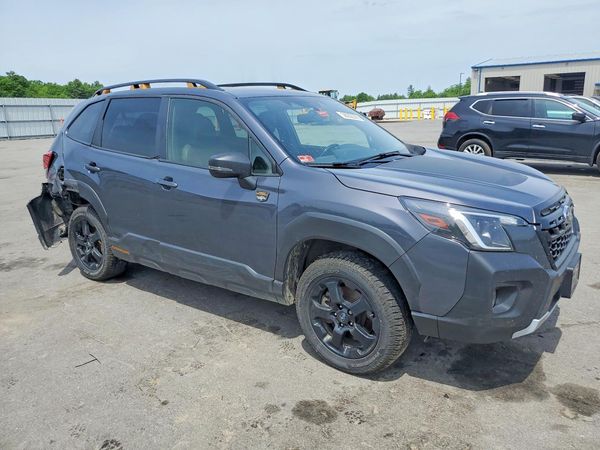 2023 SUBARU FORESTER