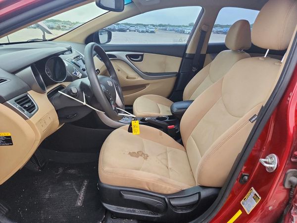 2013 HYUNDAI ELANTRA