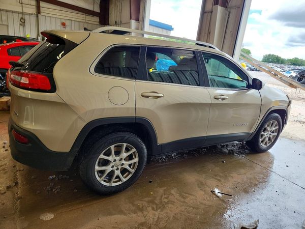 2015 JEEP CHEROKEE LATITUDE 4X4
