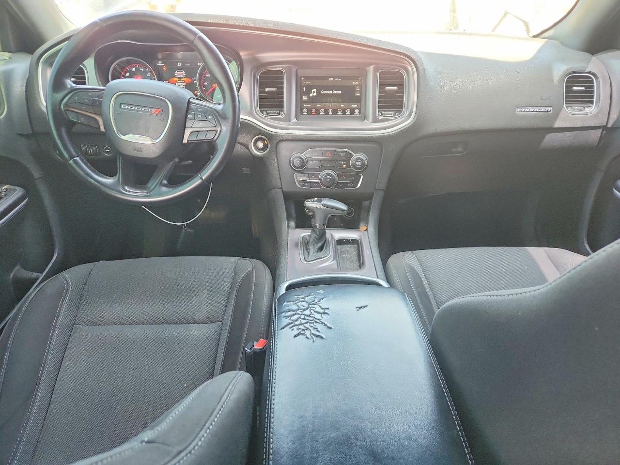 2019 DODGE CHARGER SXT
