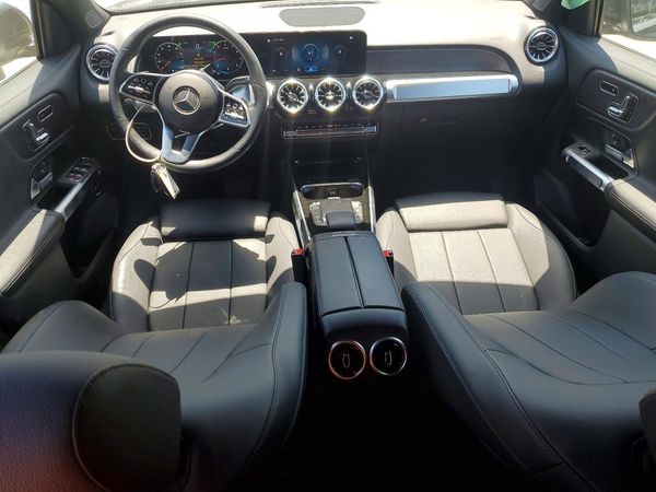 2022 MERCEDES-BENZ GLB GLB250