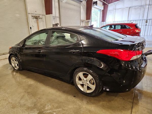 2012 HYUNDAI ELANTRA