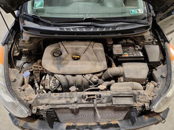2012 HYUNDAI ELANTRA