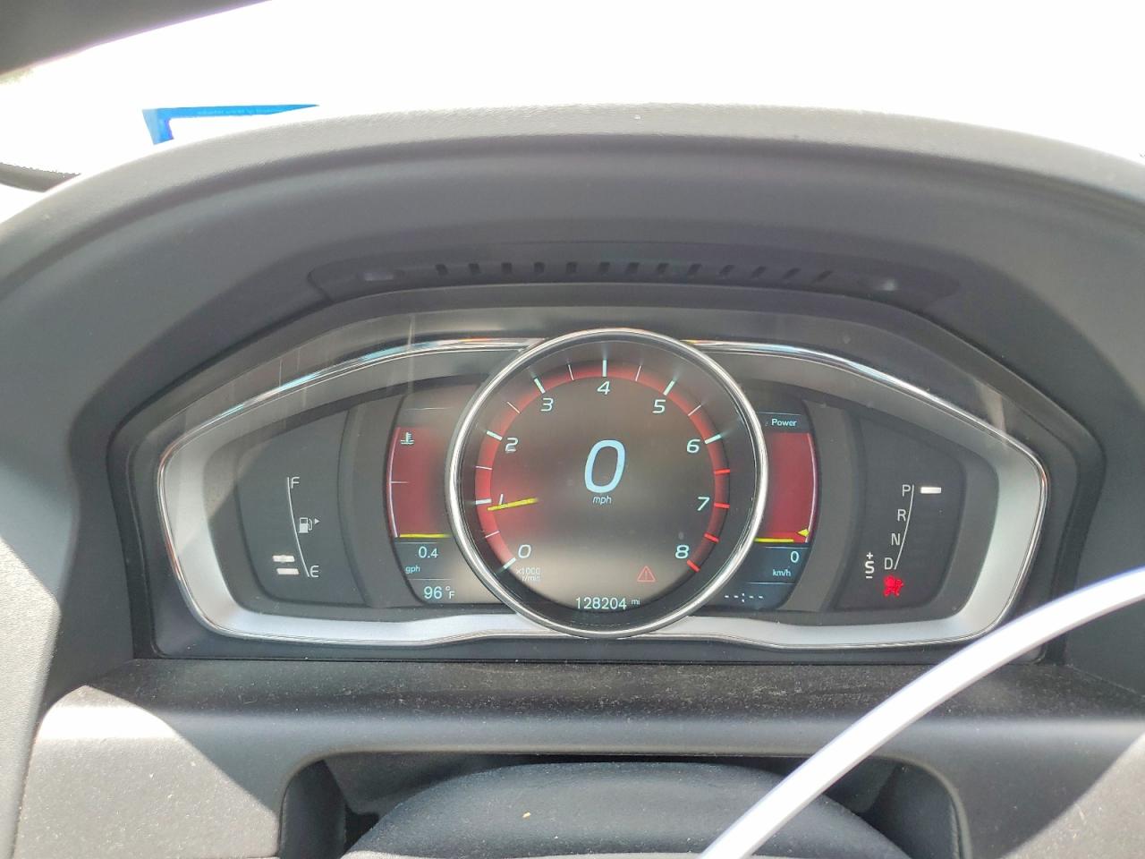 2015 VOLVO XC60 Platinum (non R design)