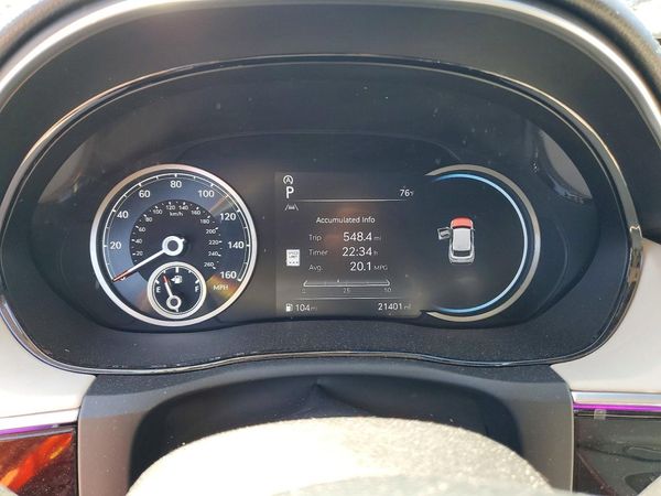 2024 GENESIS GV70