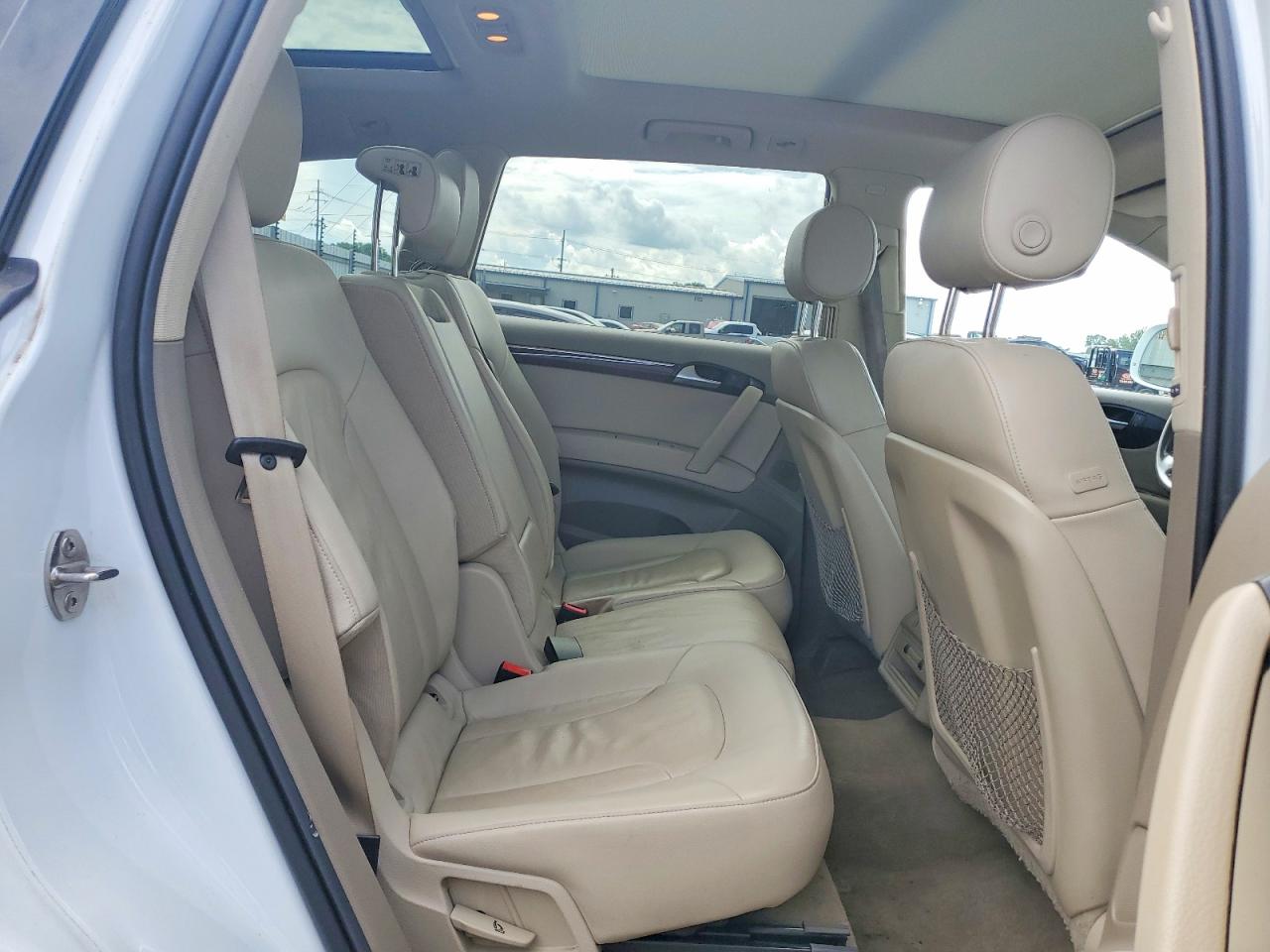 2012 AUDI Q7 Premium Plus