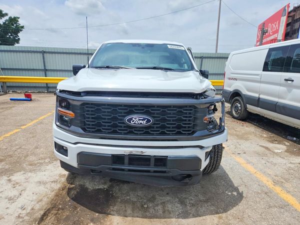 2025 FORD F150 STX