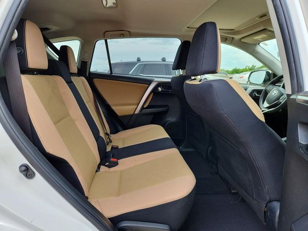 2017 TOYOTA RAV4 XLE