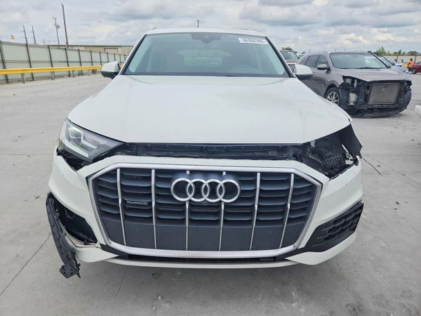 2021 AUDI Q7 quattro Premium