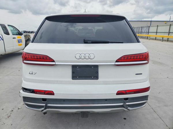 2021 AUDI Q7 quattro Premium