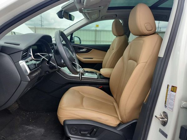 2021 AUDI Q7 quattro Premium