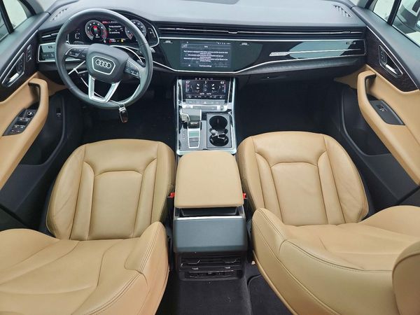 2021 AUDI Q7 quattro Premium