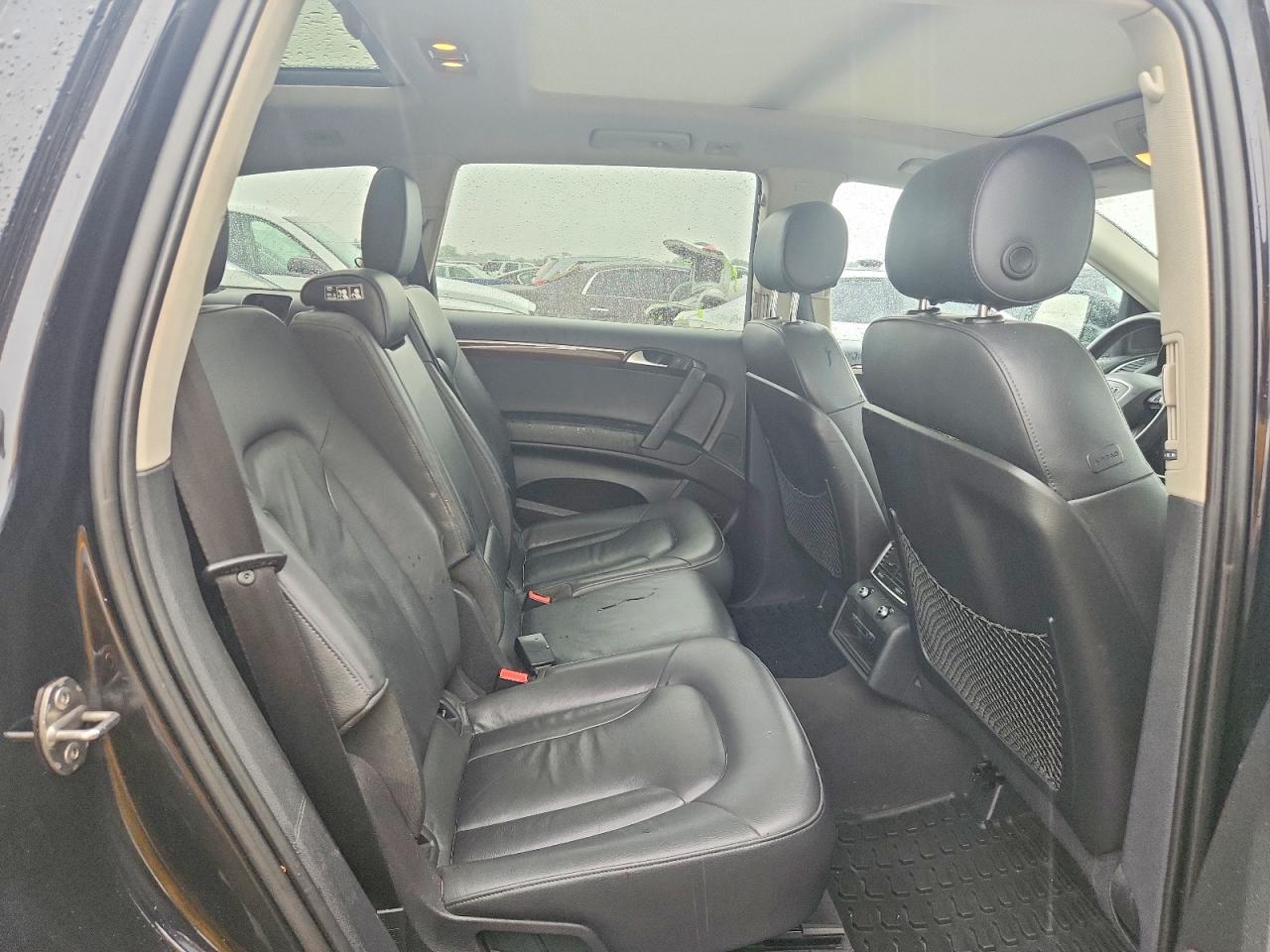 2012 AUDI Q7 Premium Plus