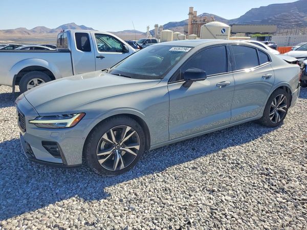 2025 VOLVO S60 Plus Dark