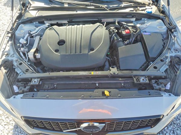 2025 VOLVO S60 Plus Dark