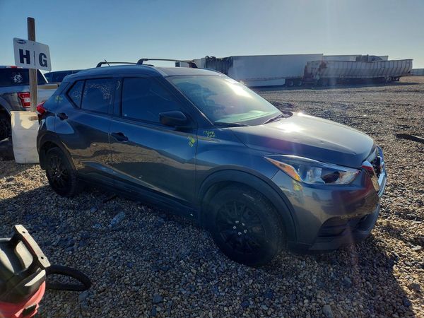 2019 NISSAN KICKS