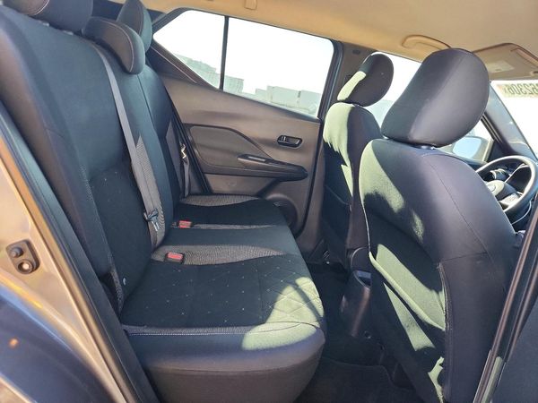 2019 NISSAN KICKS