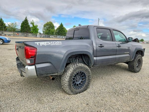 2019 TOYOTA TACOMA SR5