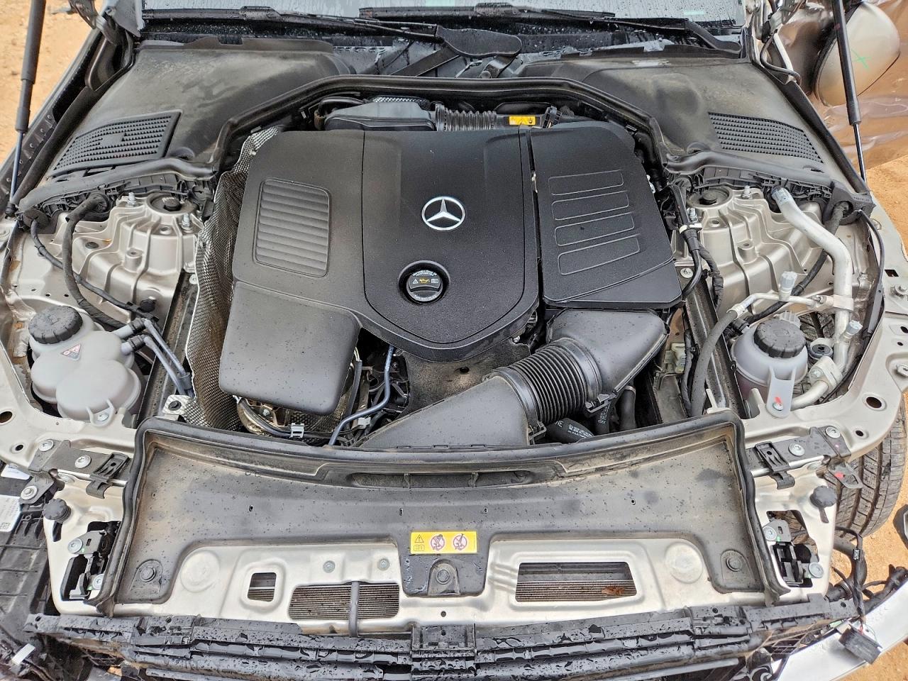 2024 MERCEDES-BENZ C C300