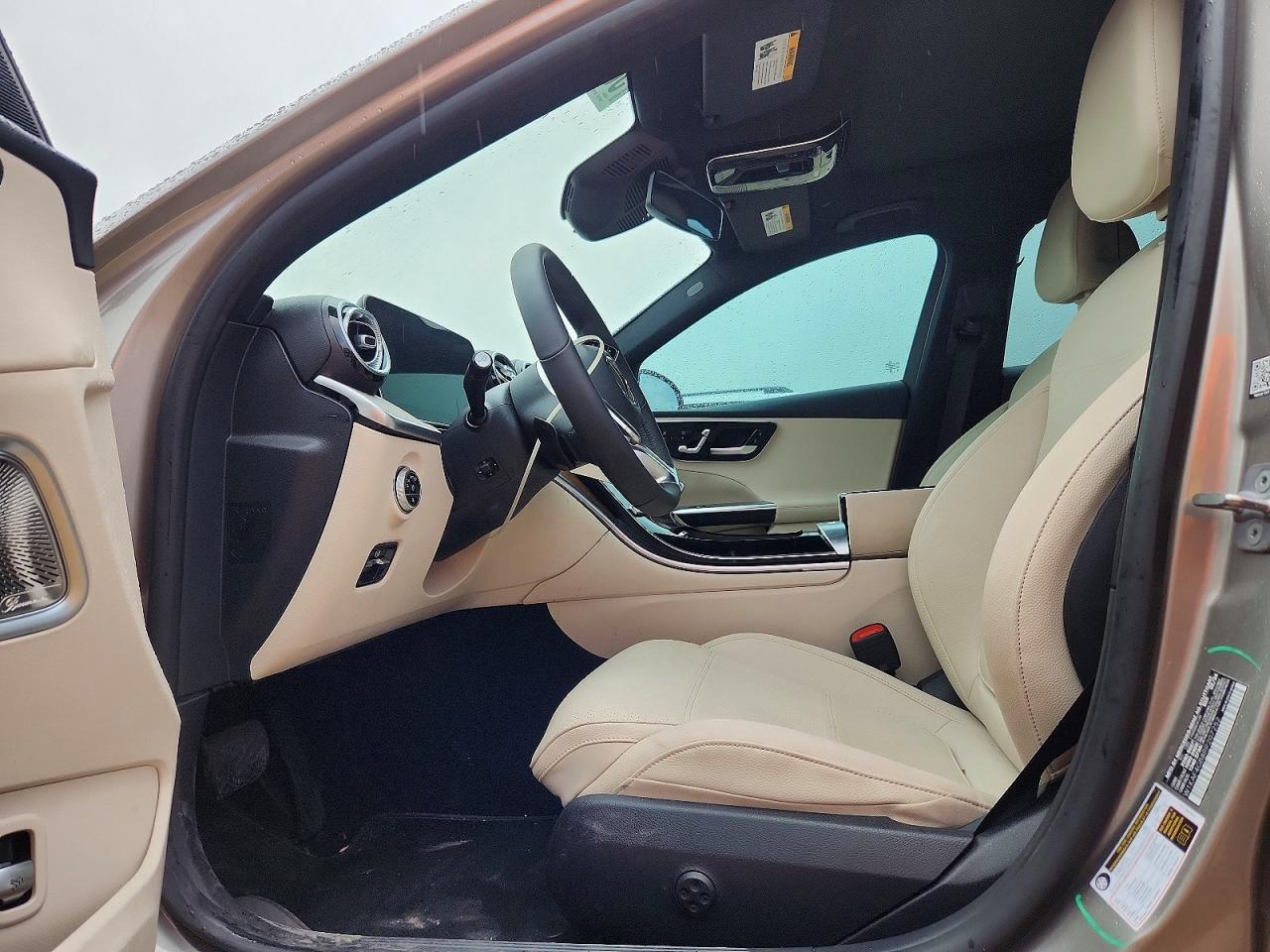 2024 MERCEDES-BENZ C C300