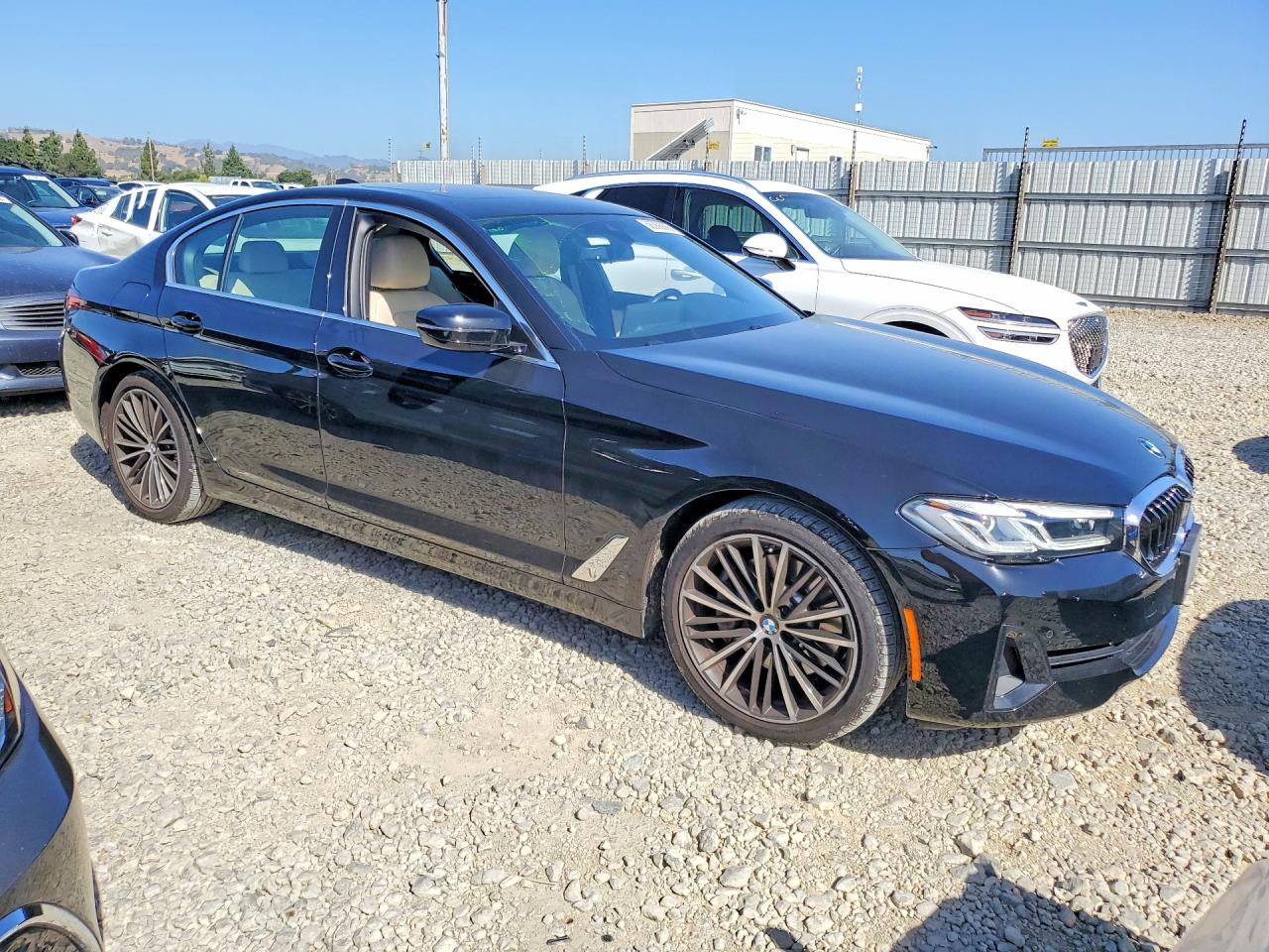2023 BMW 530